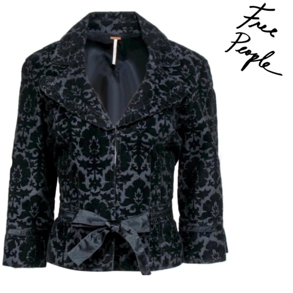 Free People Damask Print Corduroy Velvet Cropped Jacket In Black Size 4 - Picture 1 of 12